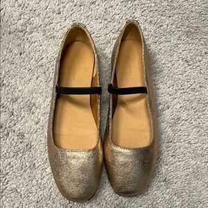Gold Flats for Women